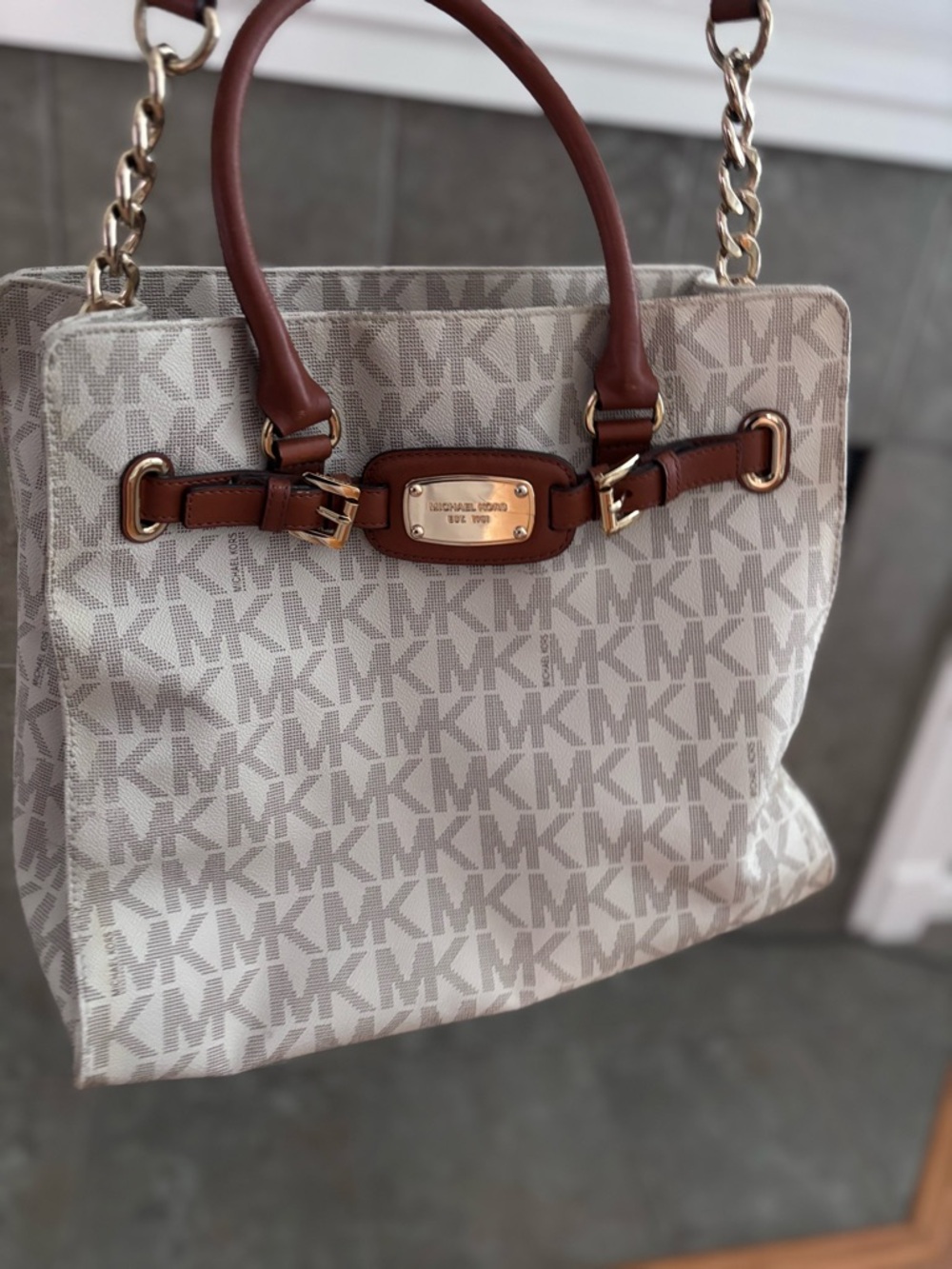 Michael Kors Beige MK Logo Tote with Brown Leather Handles - Picture 3 of 9